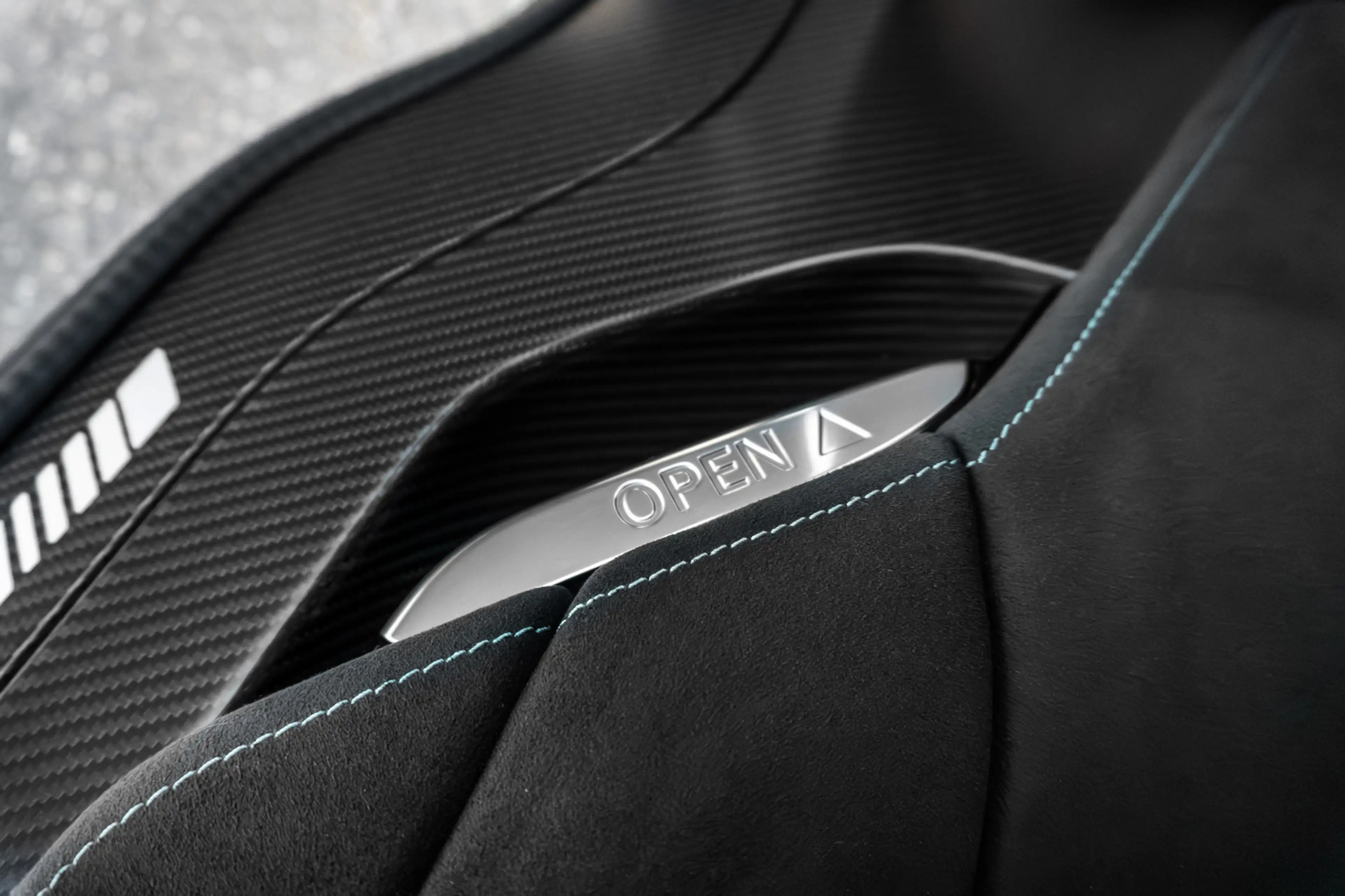 Mercedes-Benz AMG ONE - Black - EU Delivery - Available Now! — photo 9