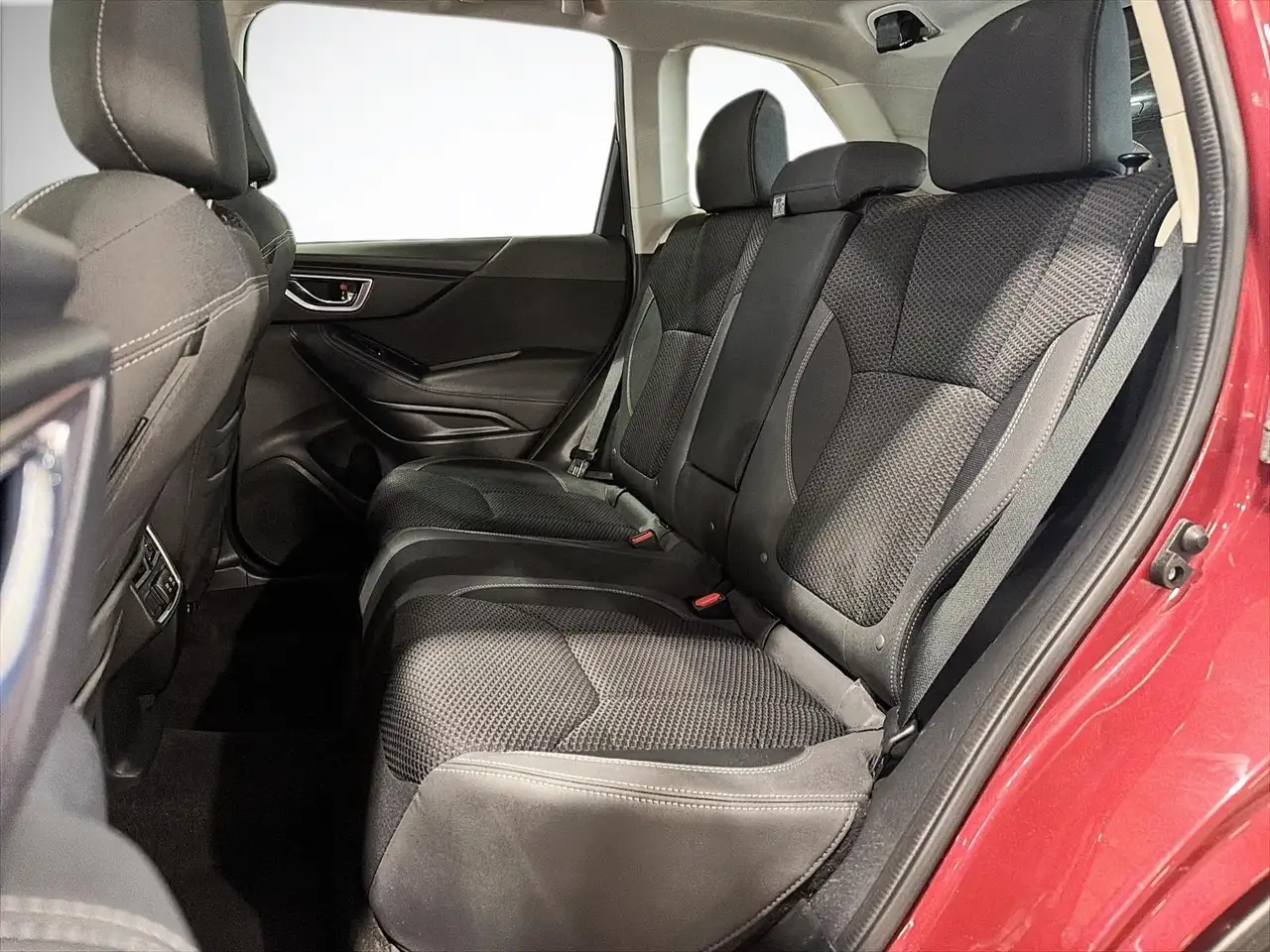 Subaru Forester снимка Subaru Forester