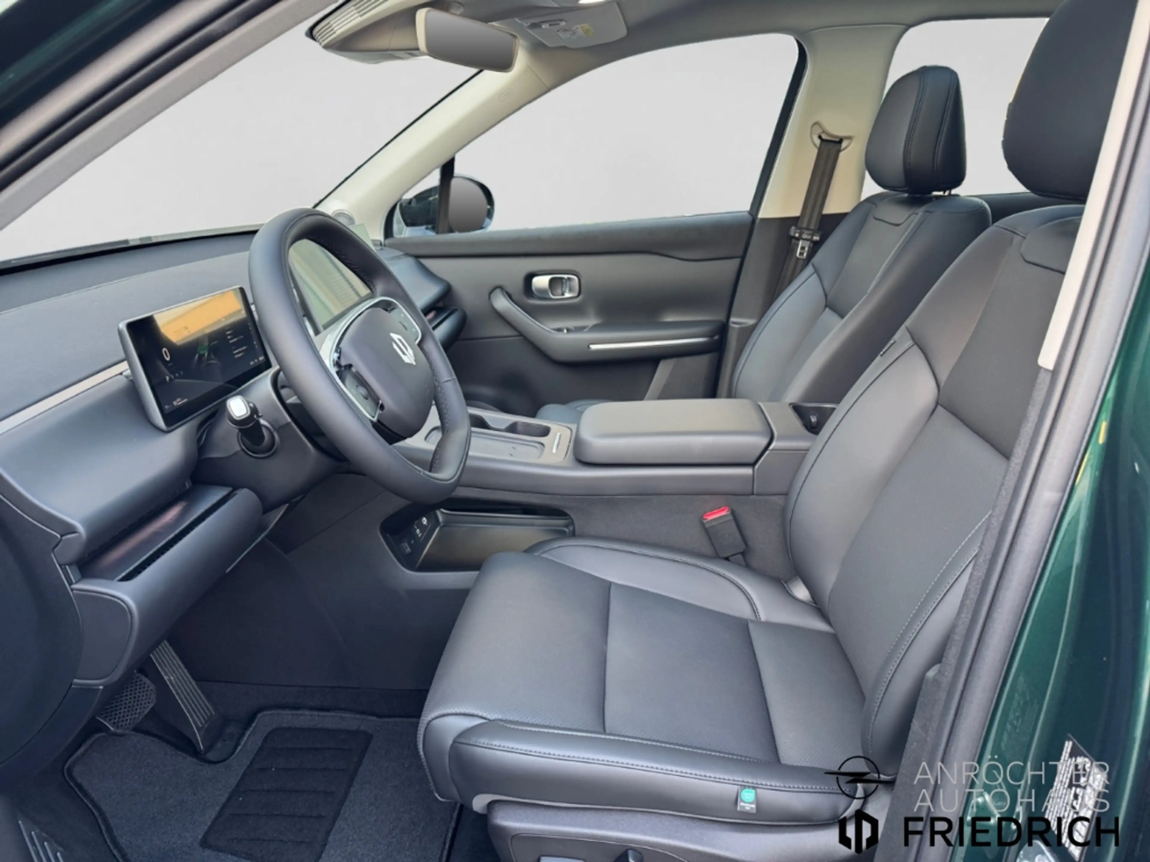 Leapmotor C10 Design ProMax AWD Panorama Klimaauto Leder — photo 10