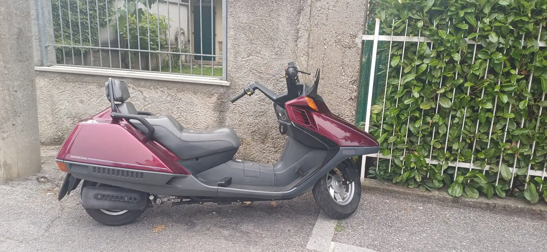 Honda CN 250 Rosso - 1