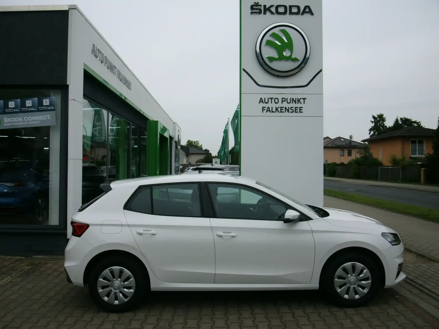Skoda Fabia Selection Weiß - 2