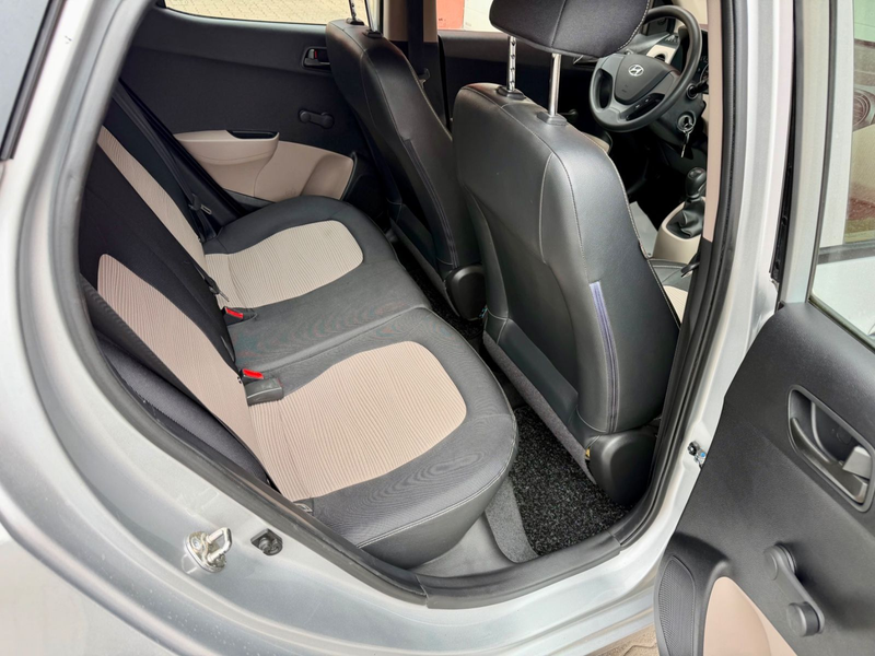 Hyundai i10 Classic — photo 11