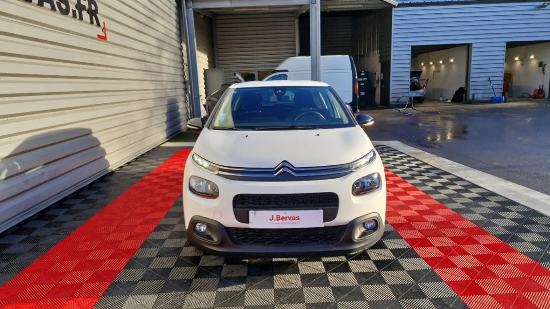 Citroen C3 PURETECH 82 SS BVM5 FEEL Blanc - 2