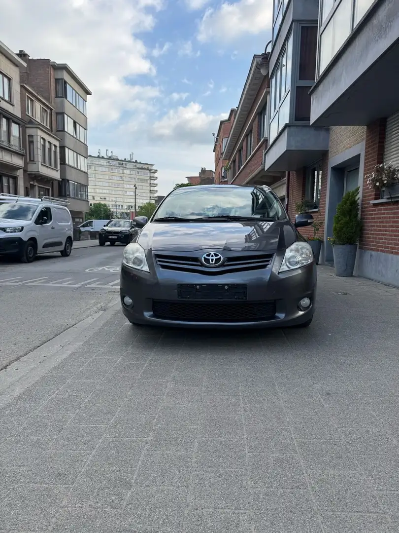 Toyota Auris 1.33i VVT-i sol full service *BELGE*0485905657 Grijs - 1