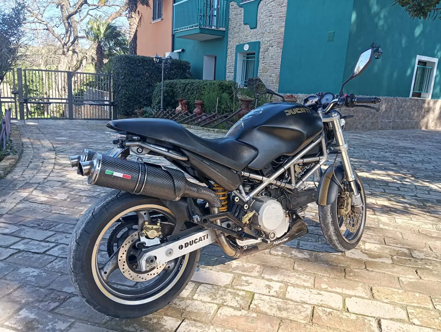 Ducati Monster 620 - 1