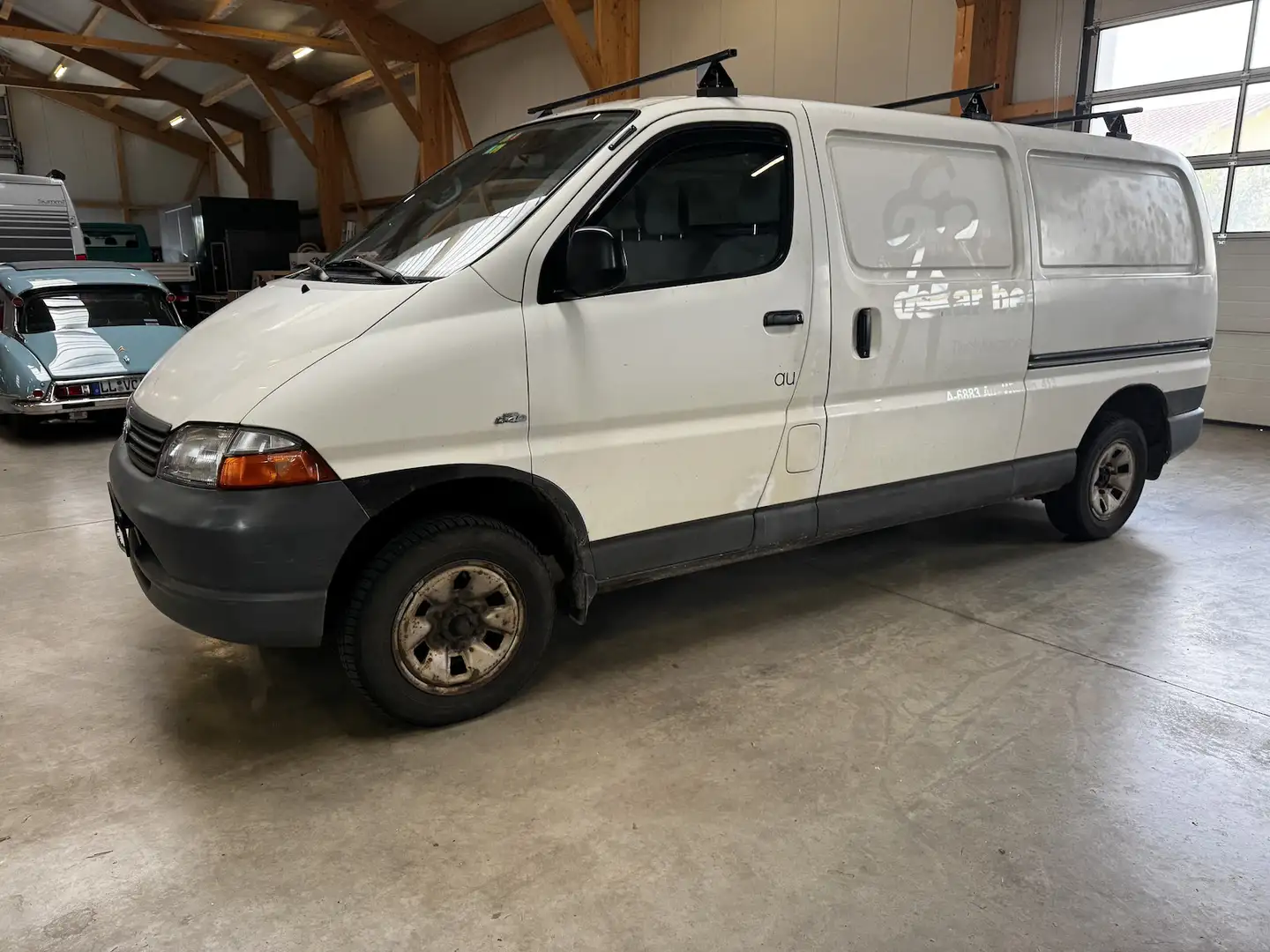 Toyota Hiace 2.5TD Kasten lang 4WD 4x4 Weiß - 1