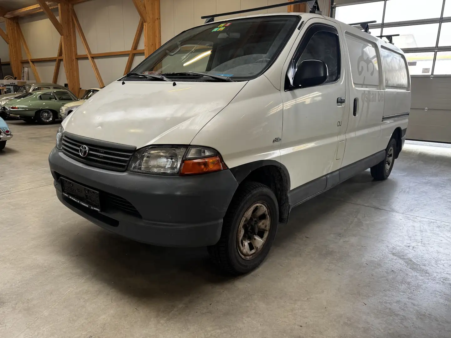 Toyota Hiace 2.5TD Kasten lang 4WD 4x4 Weiß - 2