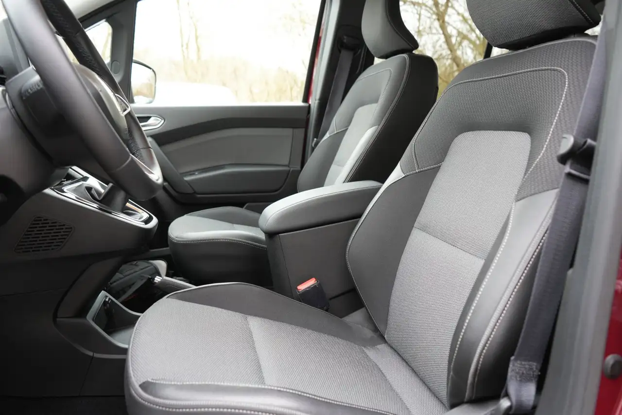 Renault Kangoo III TCe 130 Techno RFK Sitzheiz. Navi Techno 21