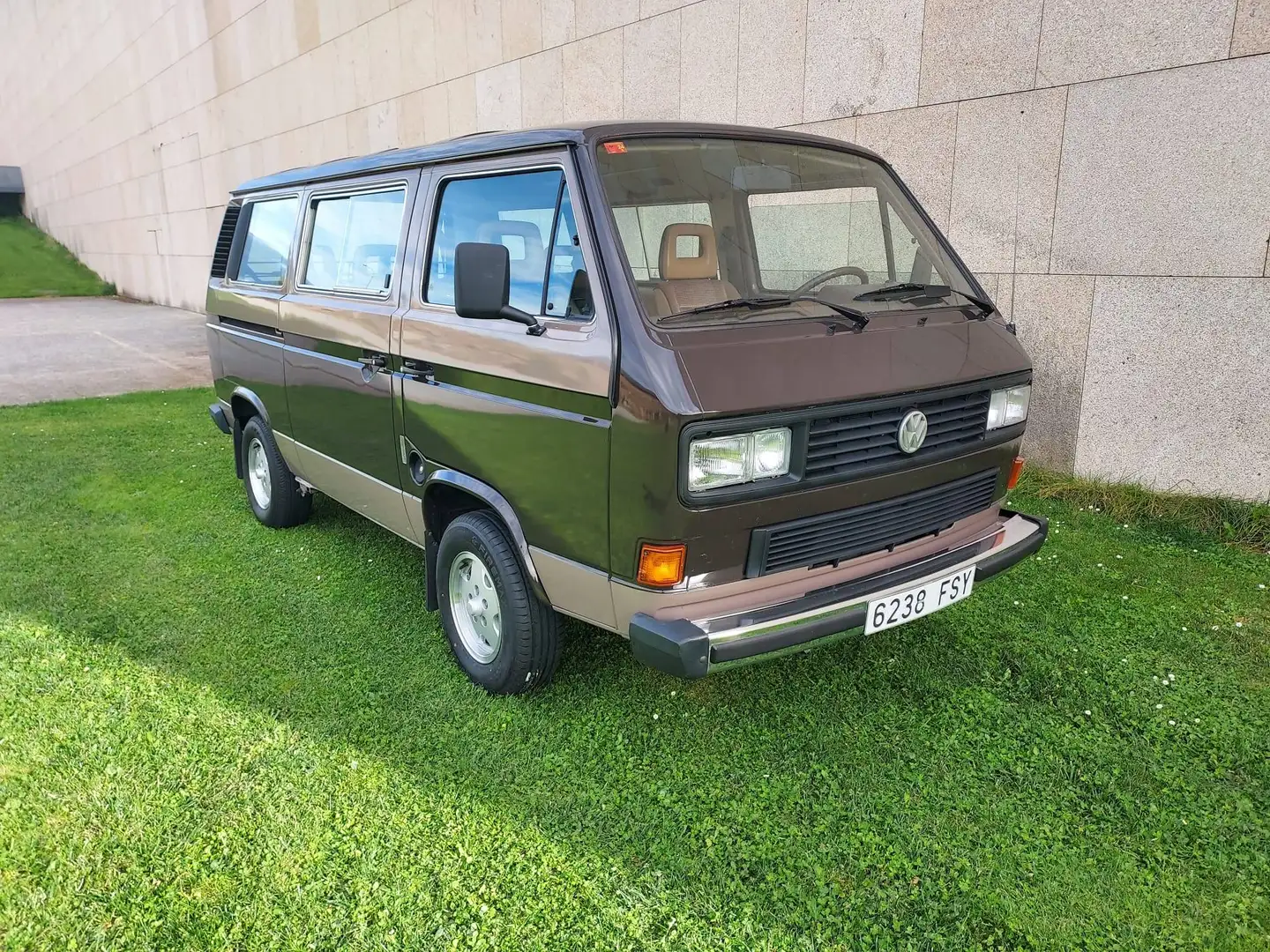 Volkswagen T3 Caravelle Caravelle 2.2 i Marrón - 2