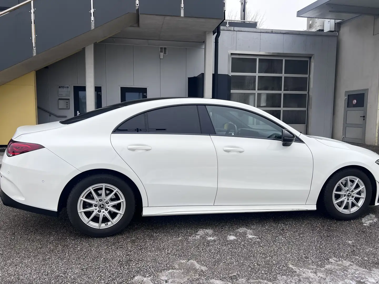 Mercedes-Benz CLA 180 d Aut. AMG Line - 2