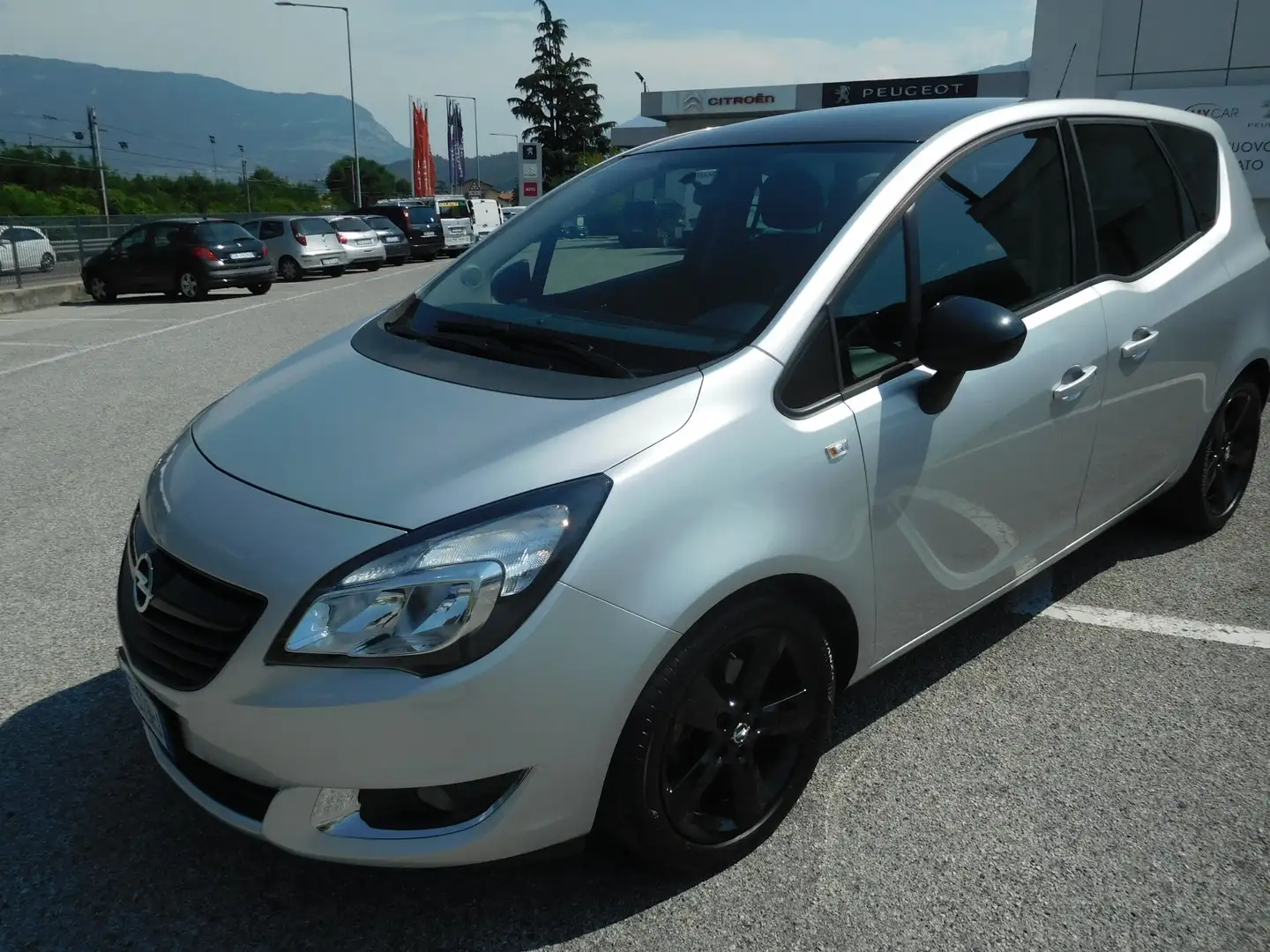 Opel Meriva 1.4 Turbo 120CV GPL Tech Design Edition Zilver - 1