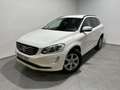 Volvo XC60 D3 Kinetic 136 Blanc - thumbnail 1