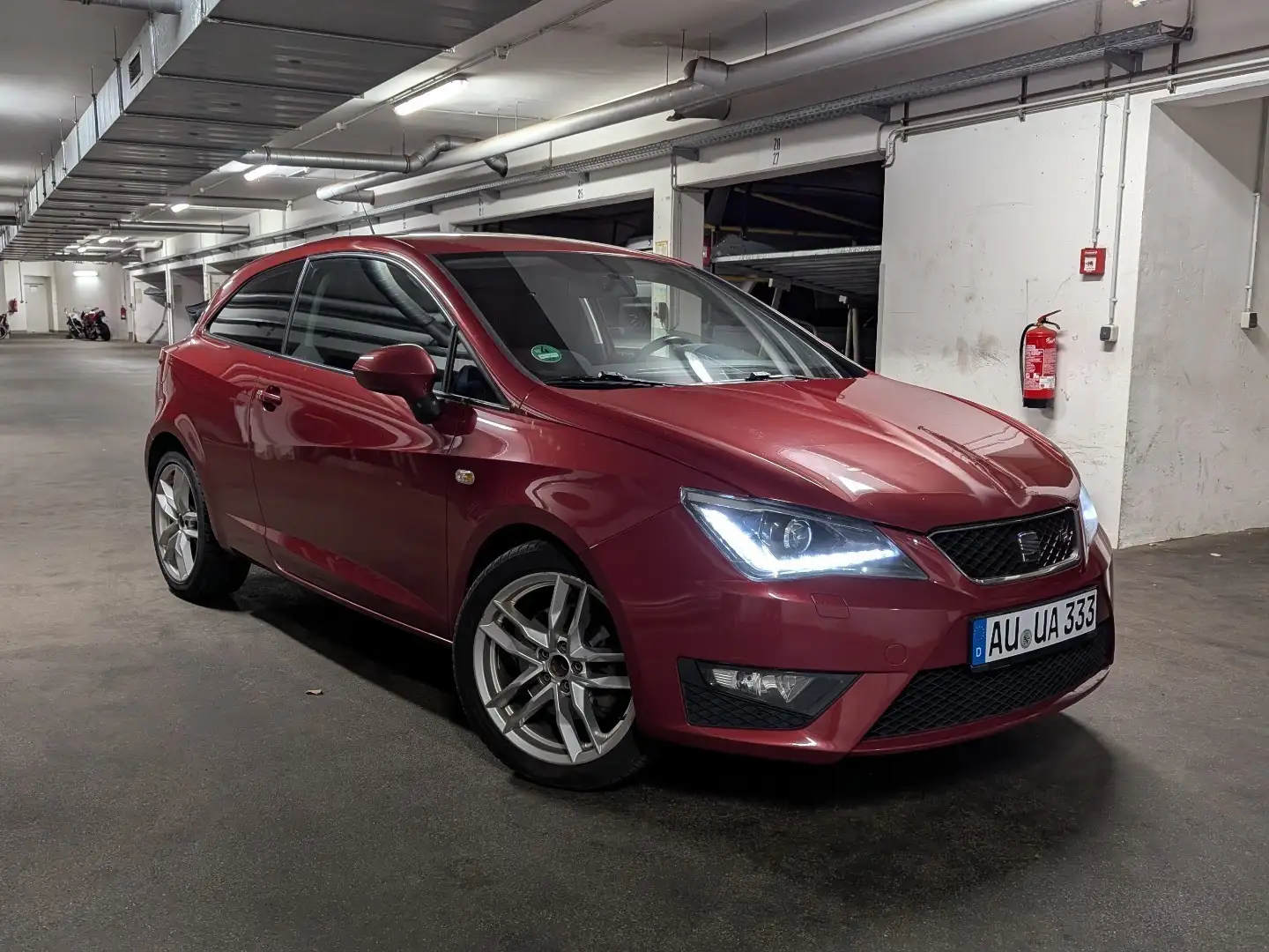 SEAT Ibiza 1.4 TSI DSG FR Rot - 1