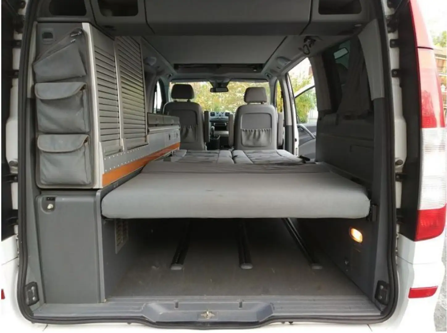Mercedes-Benz Viano Viano 2.0CDI Fun Larga Fun Blanco - 1