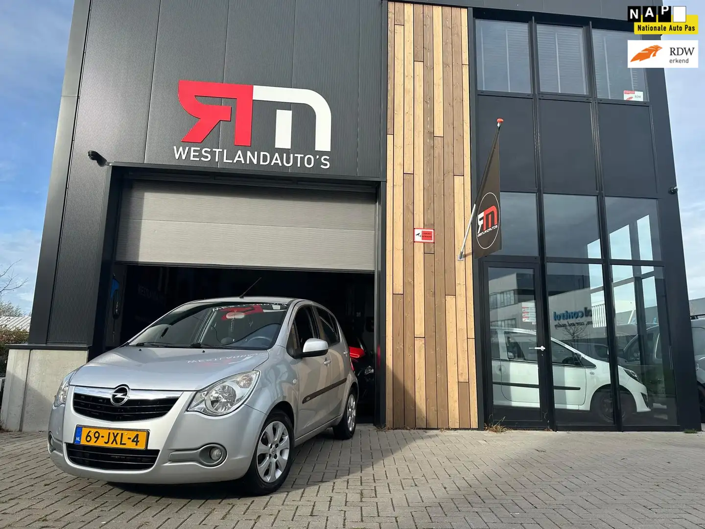 Opel Agila 1.0 Enjoy AIRCO LM-velgen Apple-Carplay tegen mp N Gris - 1