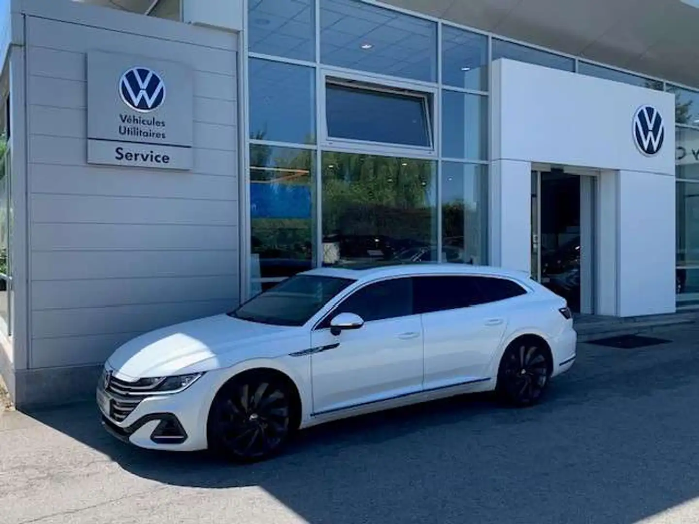 Volkswagen Arteon SB R-LINE 2.0TDI 200CV DSG7 4MOTION Wit - 1