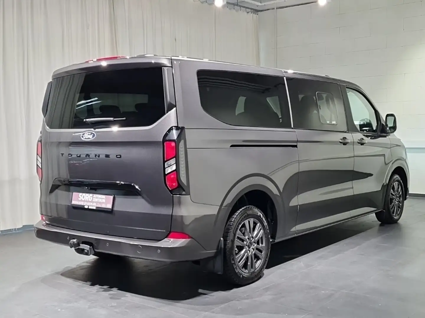 Ford Tourneo Custom 320 L2 Titanium*AHK*ACC*-30%* Grau - 2