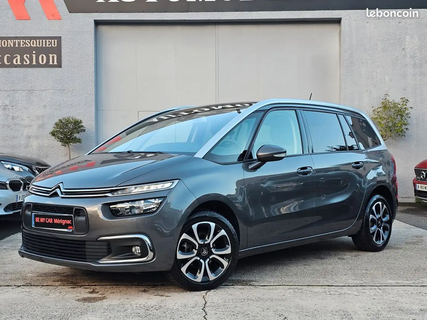 Citroen Grand C4 Picasso SpaceTourer Superbe hdi 130 eat8 7places 1°main 43470kms Gris - 1