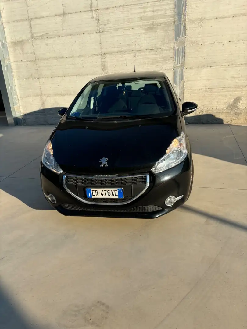 Peugeot 208 82 CV 5 porte Active Nero - 1