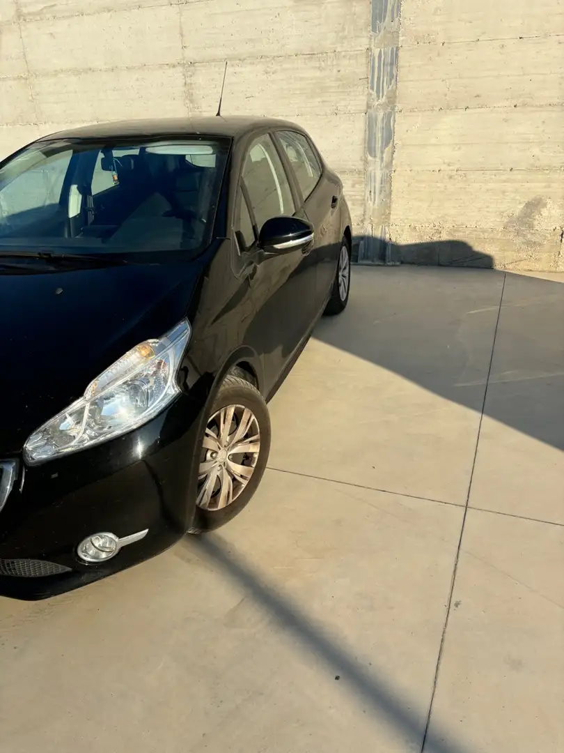 Peugeot 208 82 CV 5 porte Active Nero - 2