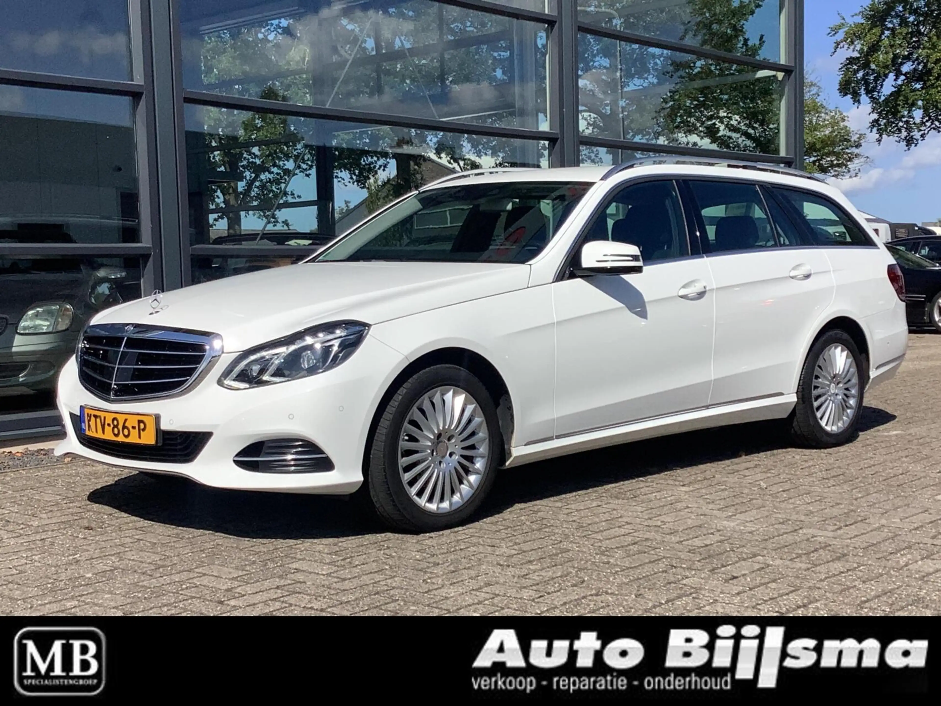 Mercedes-Benz E 200 Estate Ambition Elegance automaat, rondom camera,