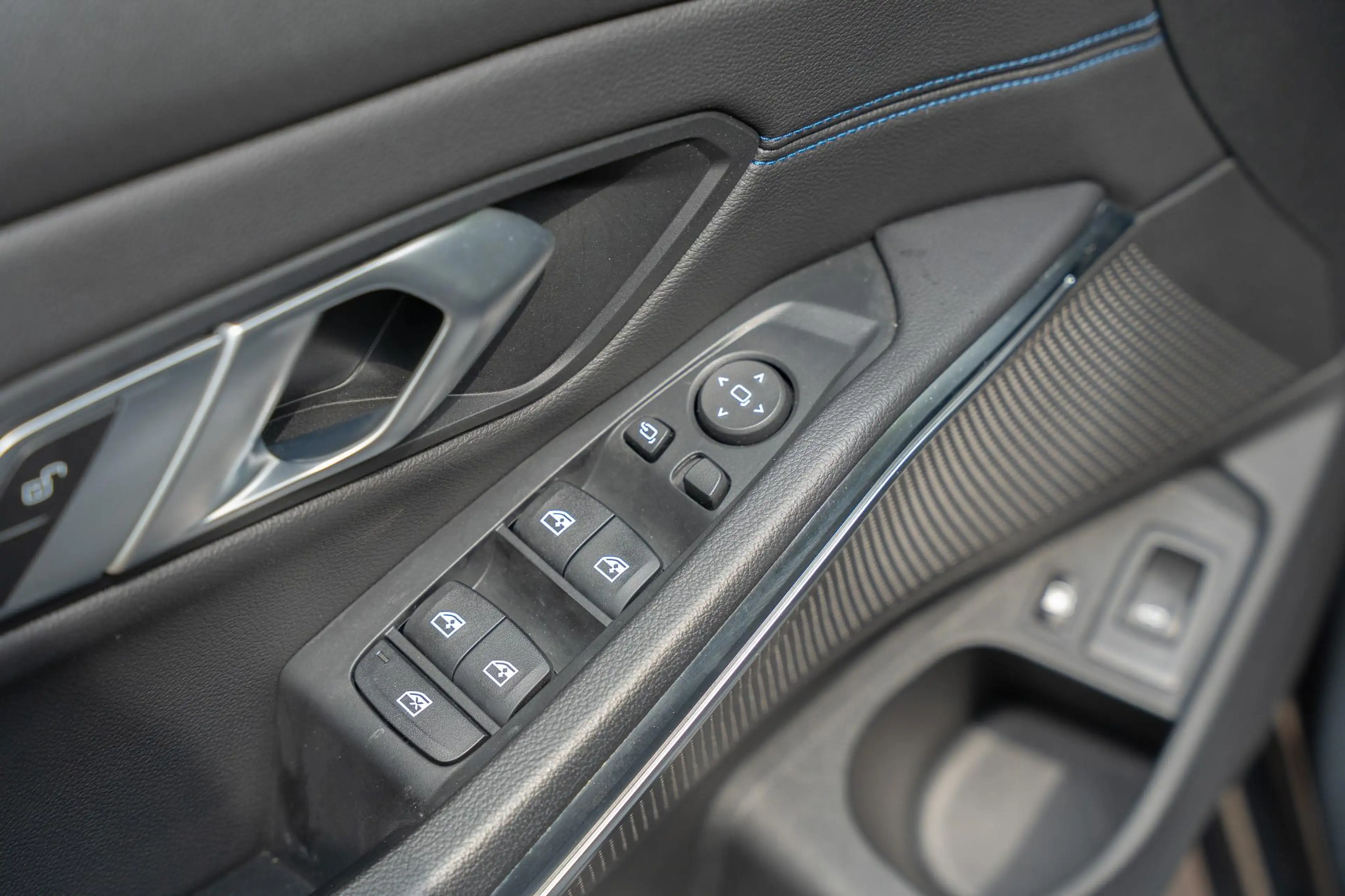 BMW 330 3-serie Touring 330e xDrive M-Sport TREKHAAK | DRI — photo 22