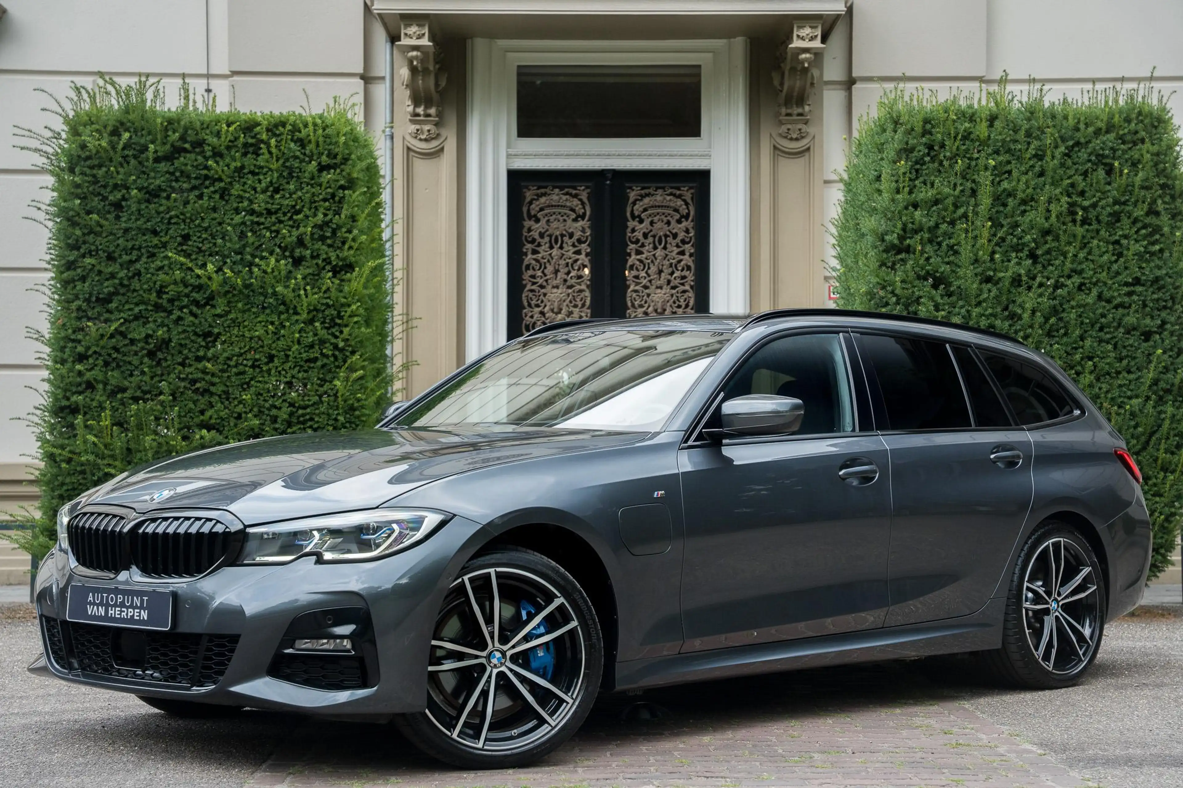 BMW 330 3-serie Touring 330e xDrive M-Sport TREKHAAK | DRI