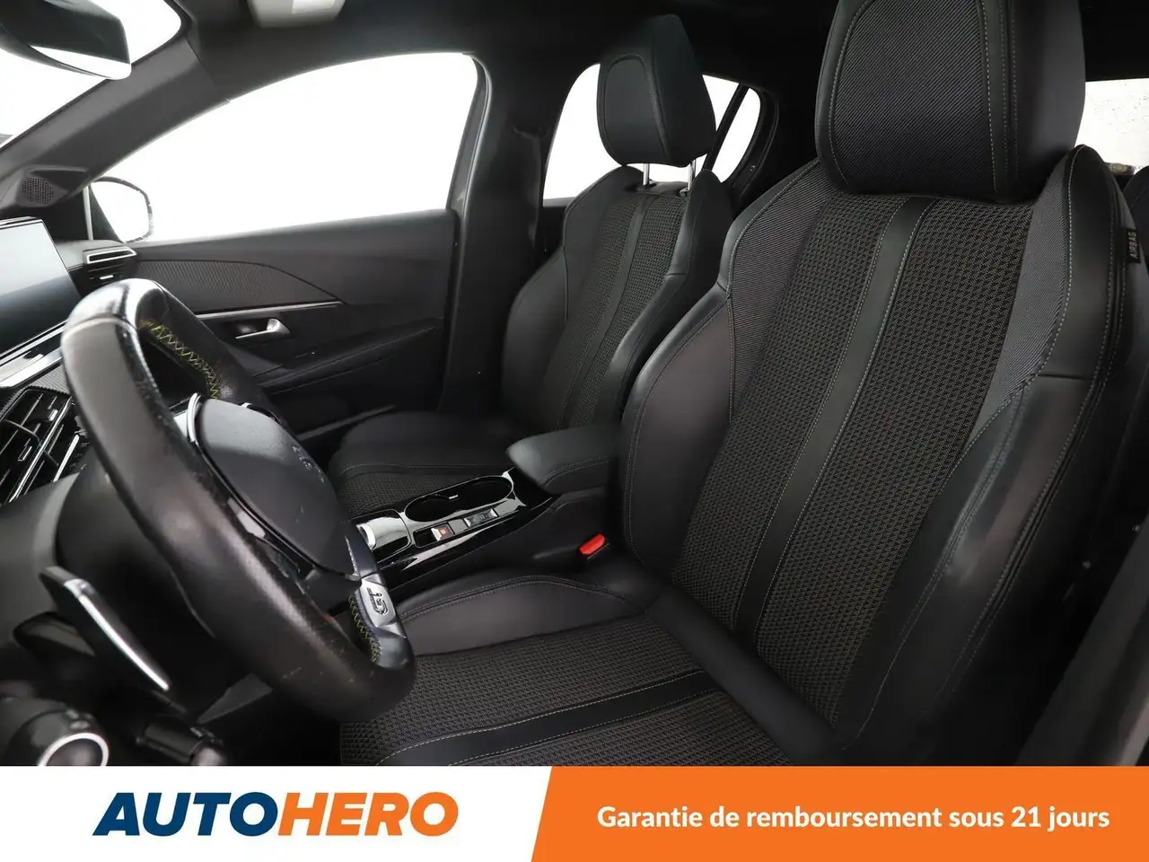 Peugeot 208 208 — photo 10