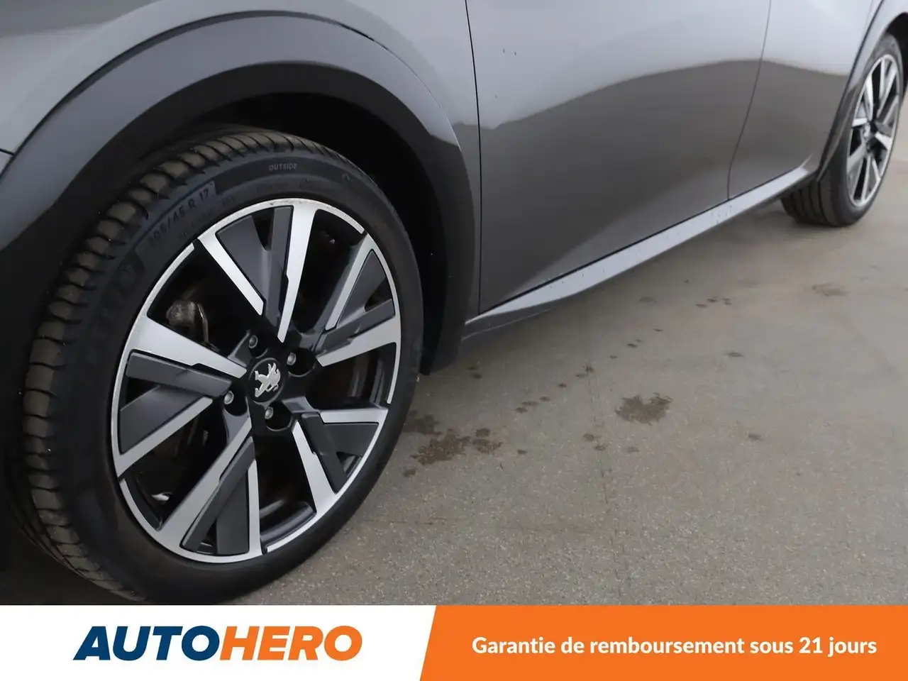 Peugeot 208 208 — photo 29