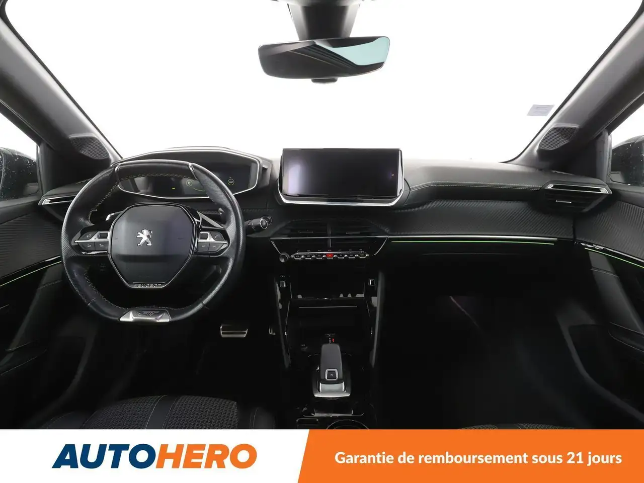 Peugeot 208 208 — photo 12