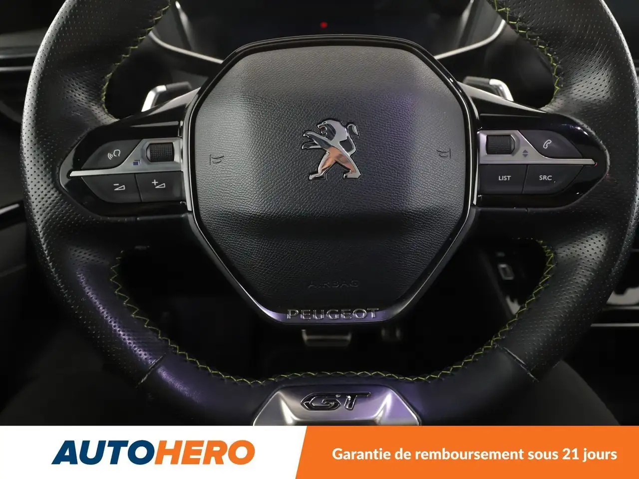 Peugeot 208 208 — photo 19