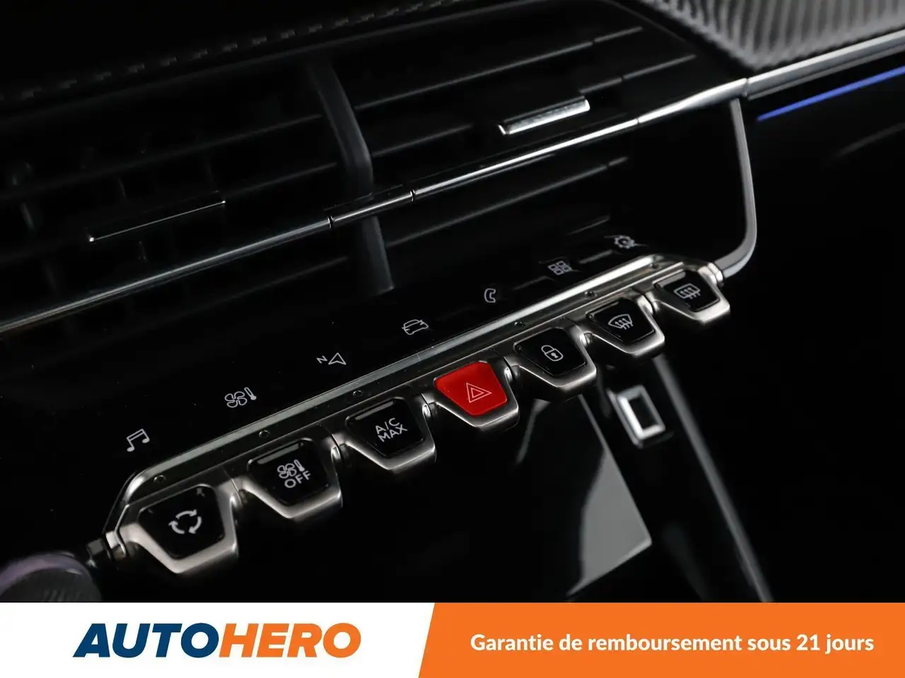 Peugeot 208 208 — photo 25