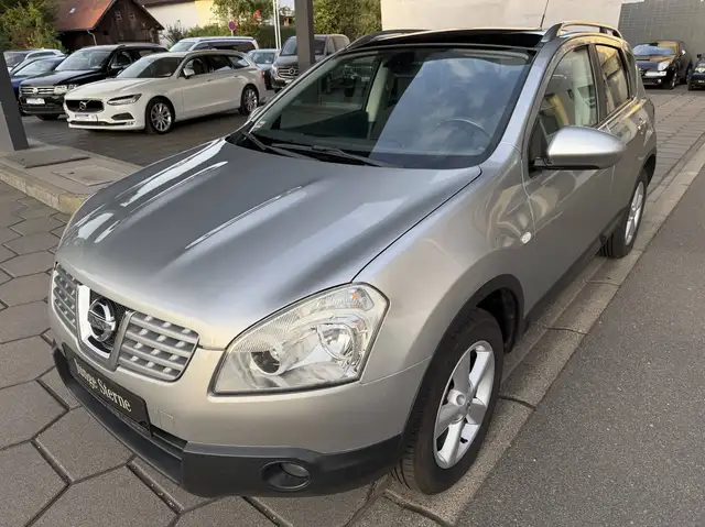Nissan Qashqai 2.0  I-Way  Panorama  Kamera  AHK  Alufelgen TÜV/Au neu