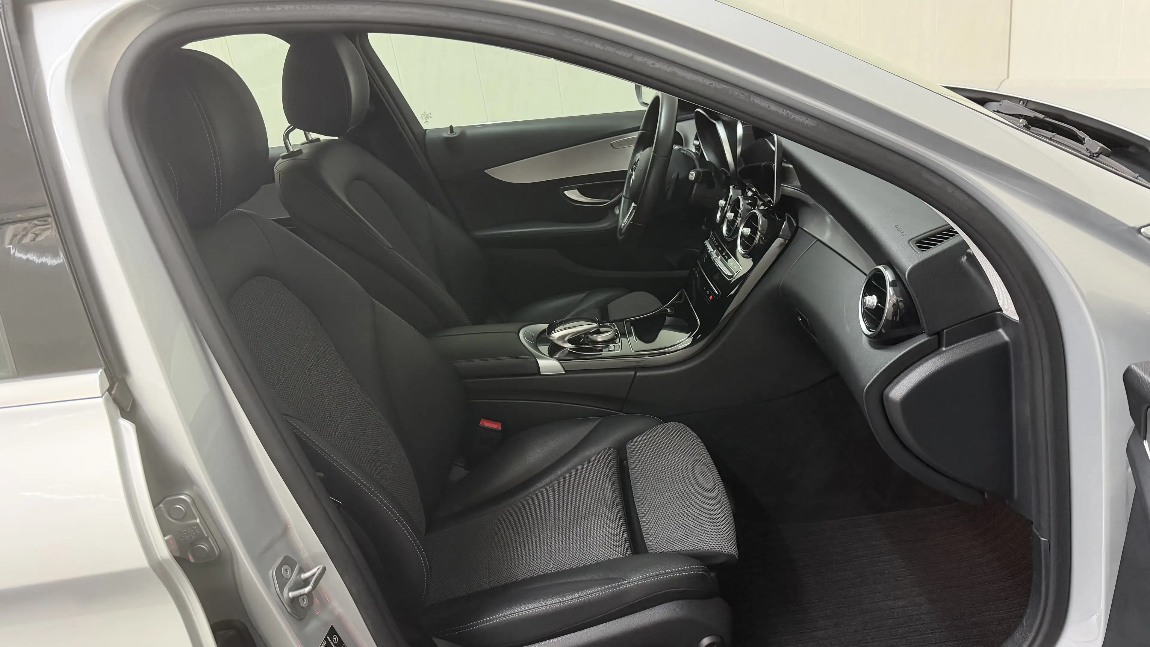 Mercedes-Benz C 220 C 220 d Avantgarde LED*ACC*NAVI*SHZ*AHK*KAMERA — photo 10