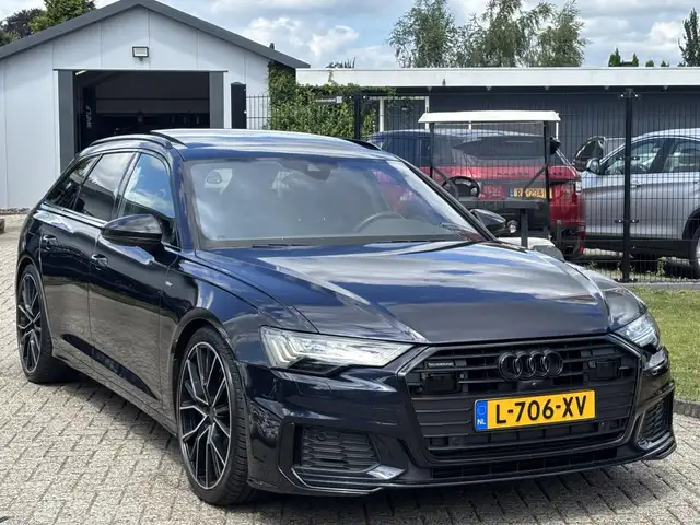 Audi A6 view 3