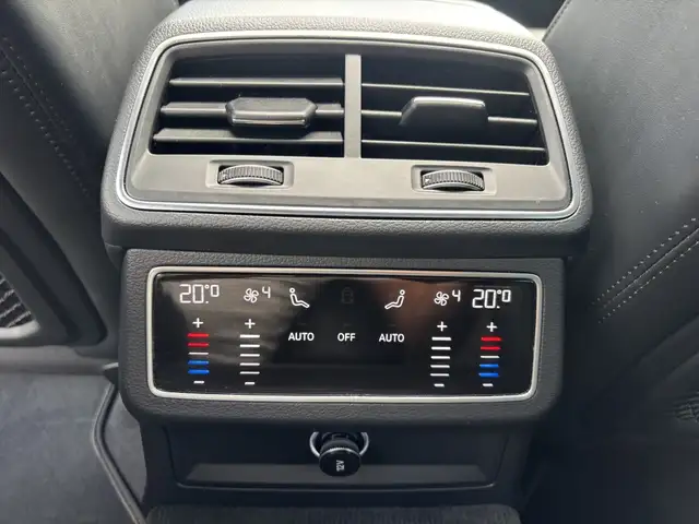 Audi A6 view 12