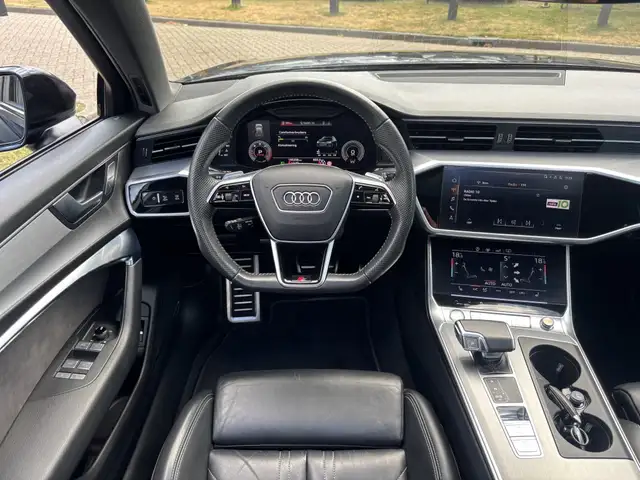 Audi A6 view 13