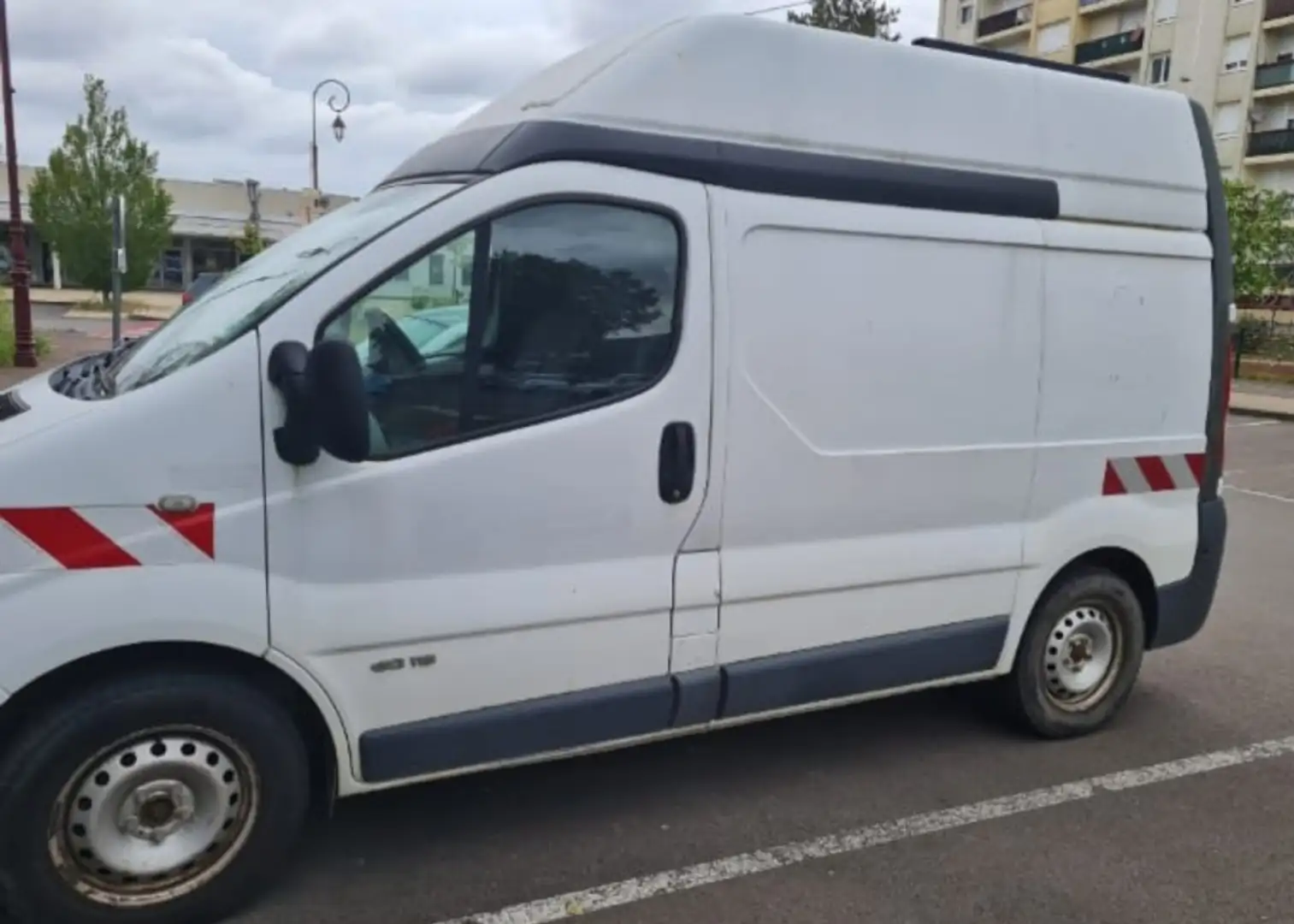 Renault Trafic TRAFIC T 1100 D LONG (4X4) Blanc - 1