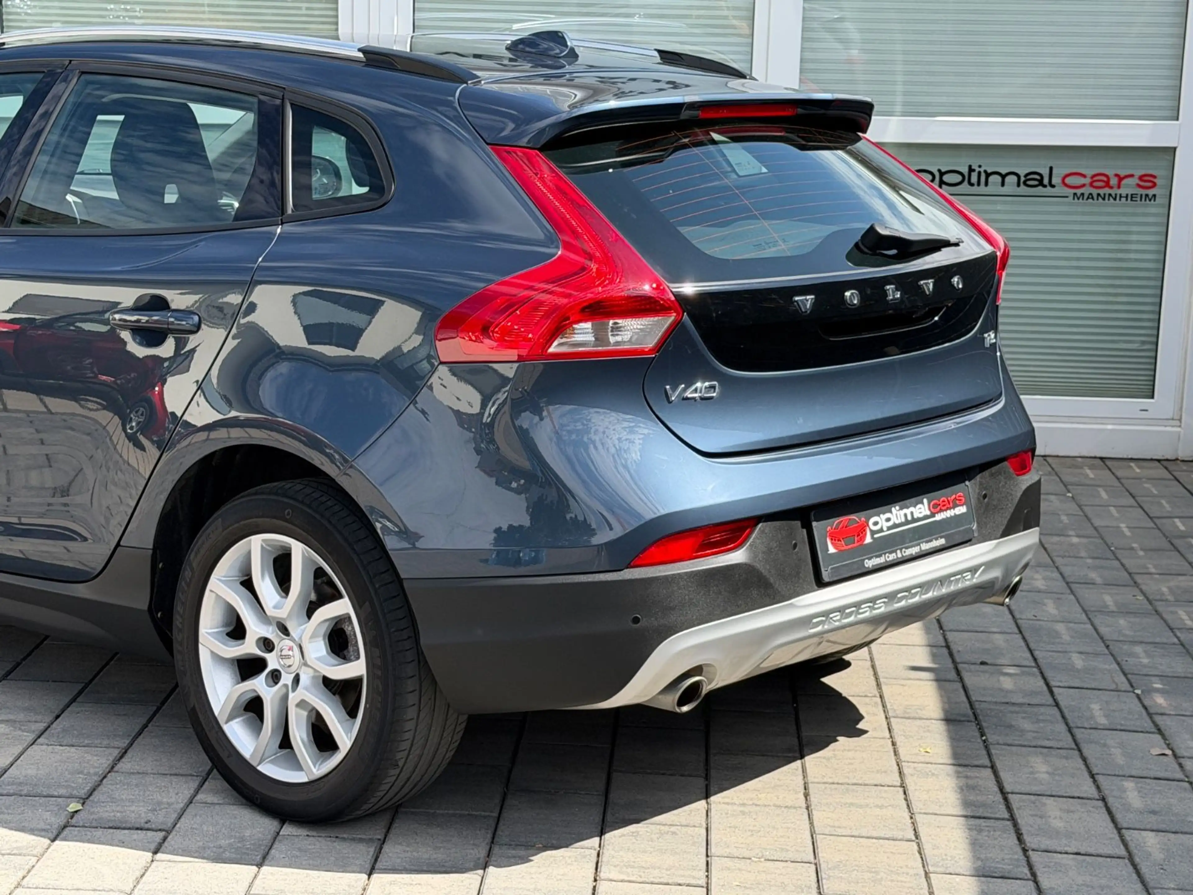 Volvo V40 Cross Country Plus/KAMERA/NAVI/LED/8FACH/2HD — photo 13