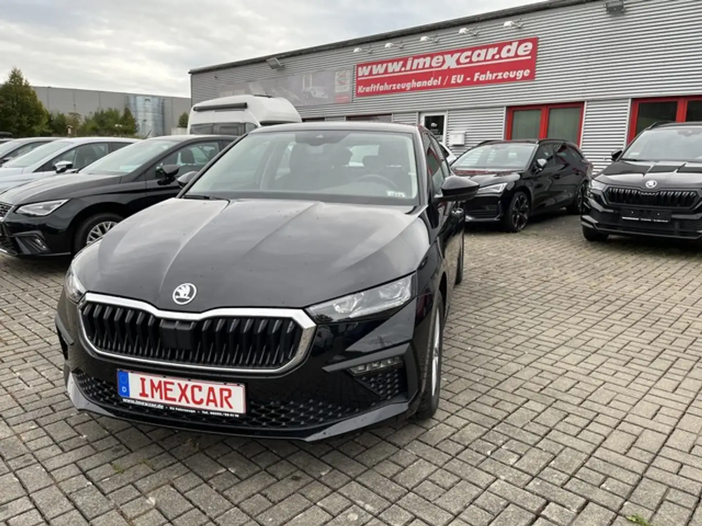 Skoda Scala 1,5 TSI DSG Style + LED + Alufelgen + Klimaautomat Blau - 1