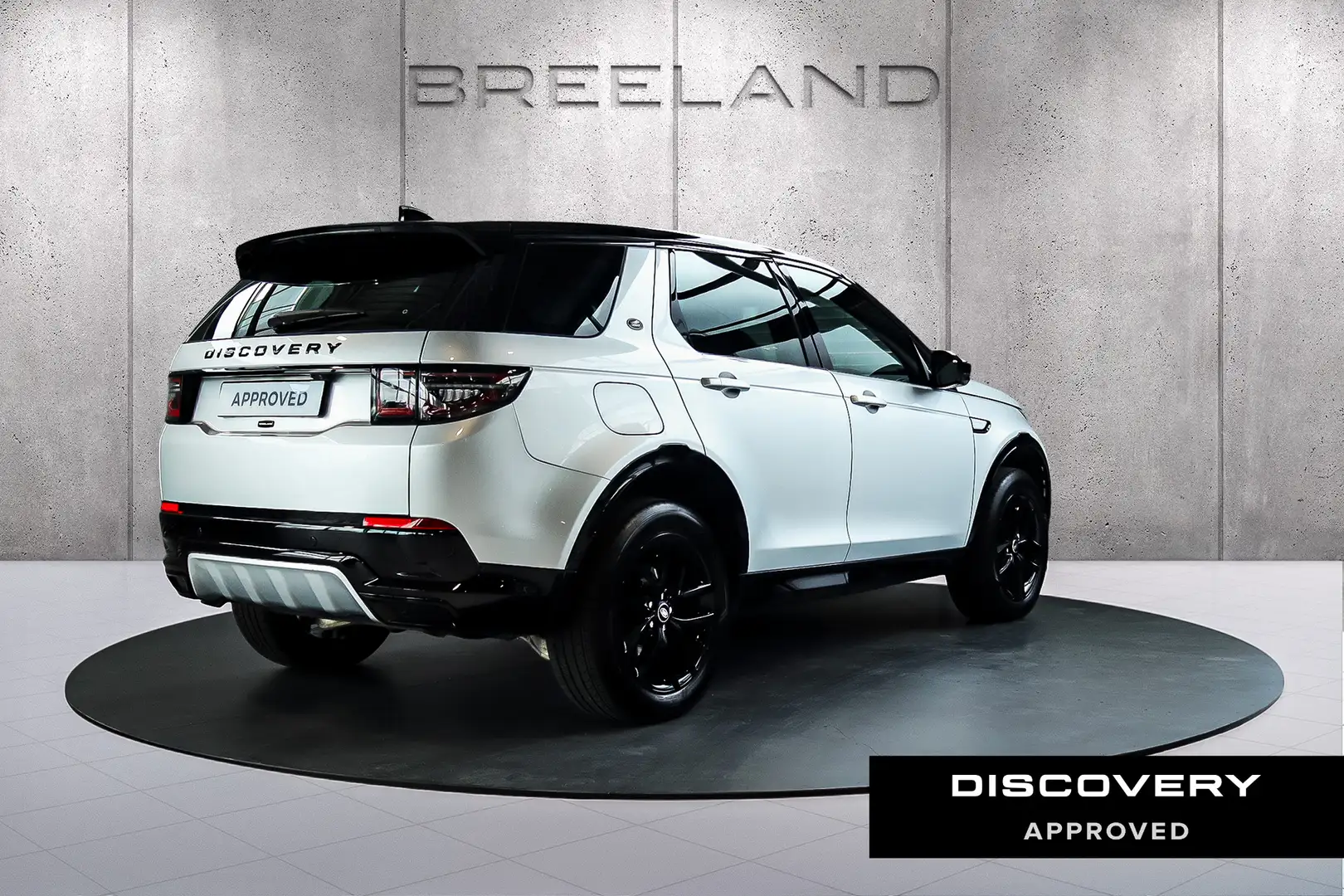 Land Rover Discovery Sport P300e Dynamic SE | FACELIFT | Panoramadak | 360° C Zilver - 2