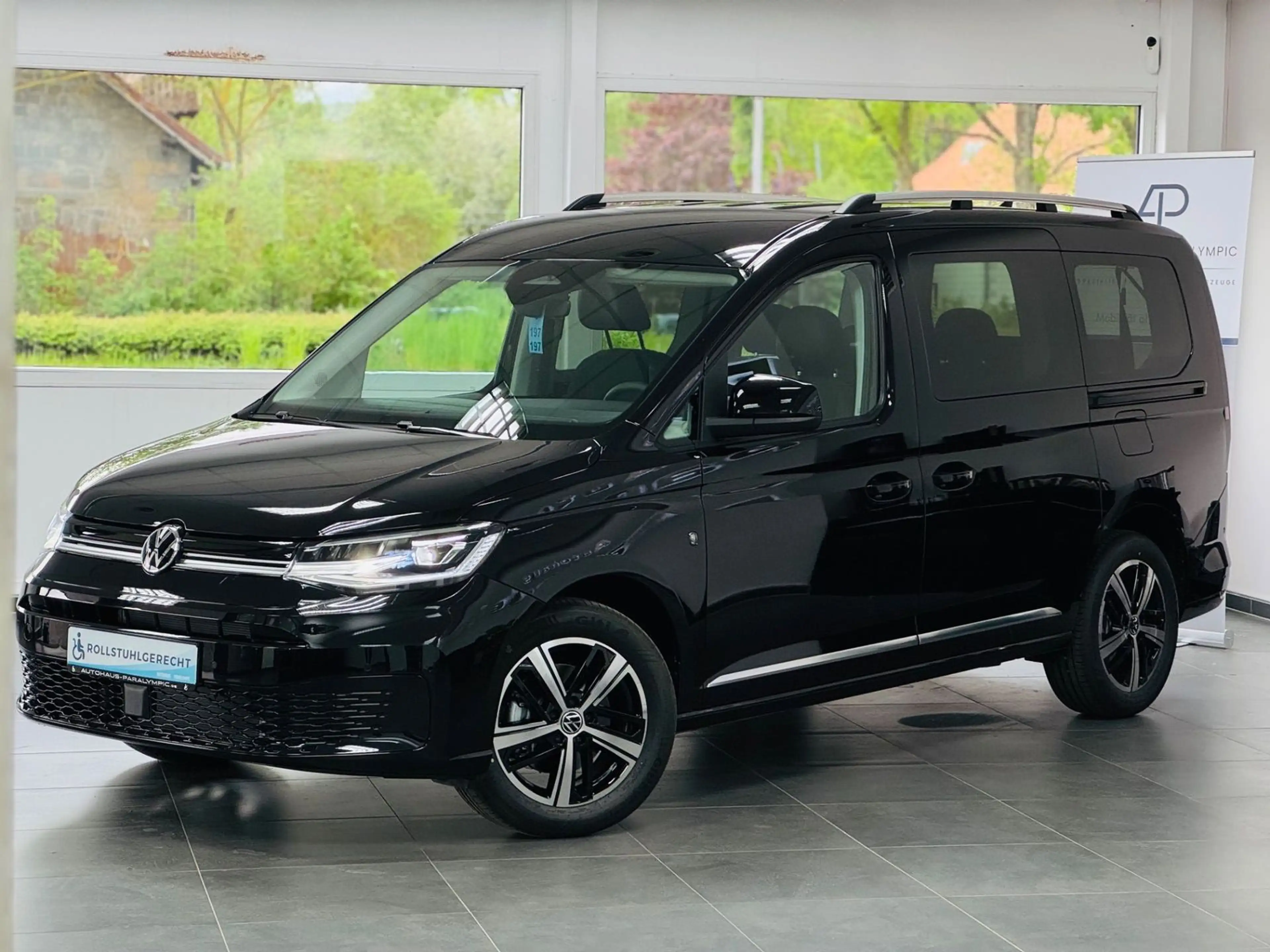 Volkswagen Caddy Maxi Style Rollstuhlgerecht-Rampe NEU — photo 3