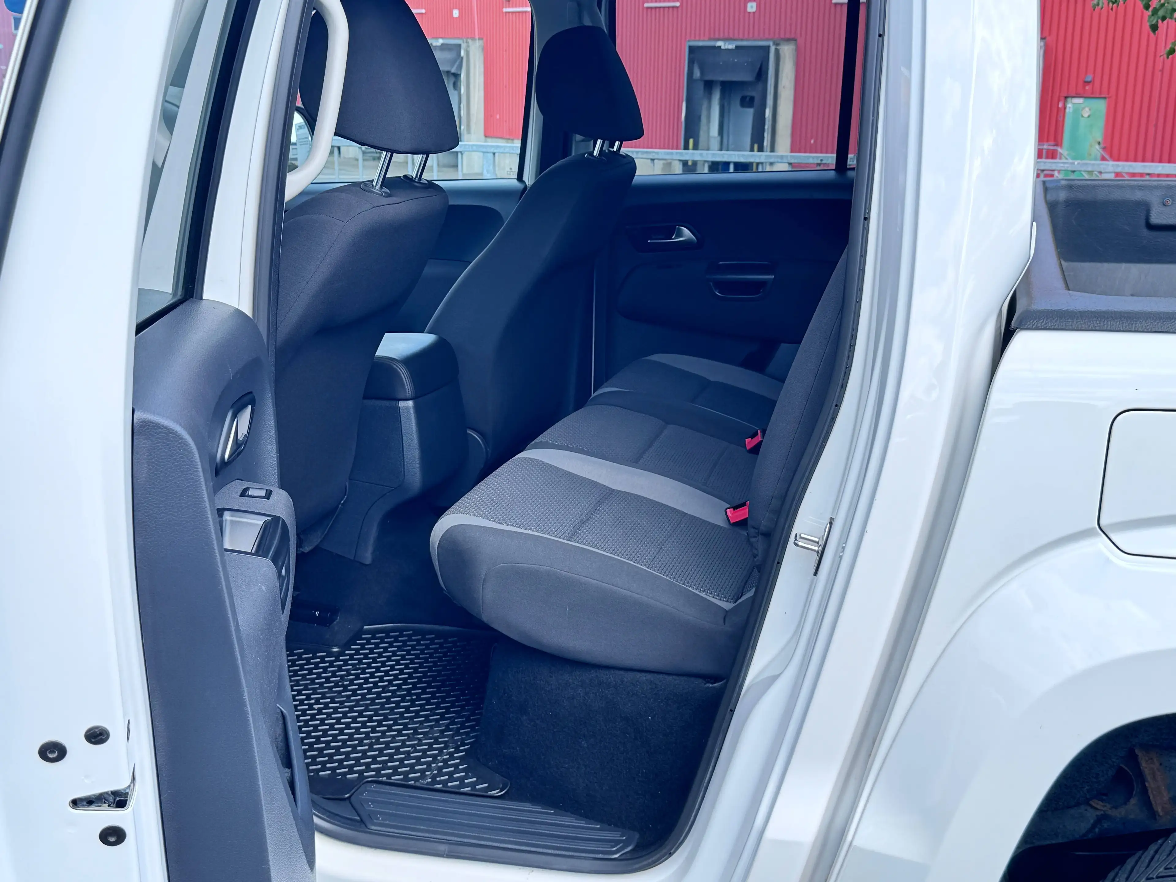 Volkswagen Amarok Amarok 3,0 V6*DoubleCab 4Motion*NAVI*AHK*LED* — photo 13