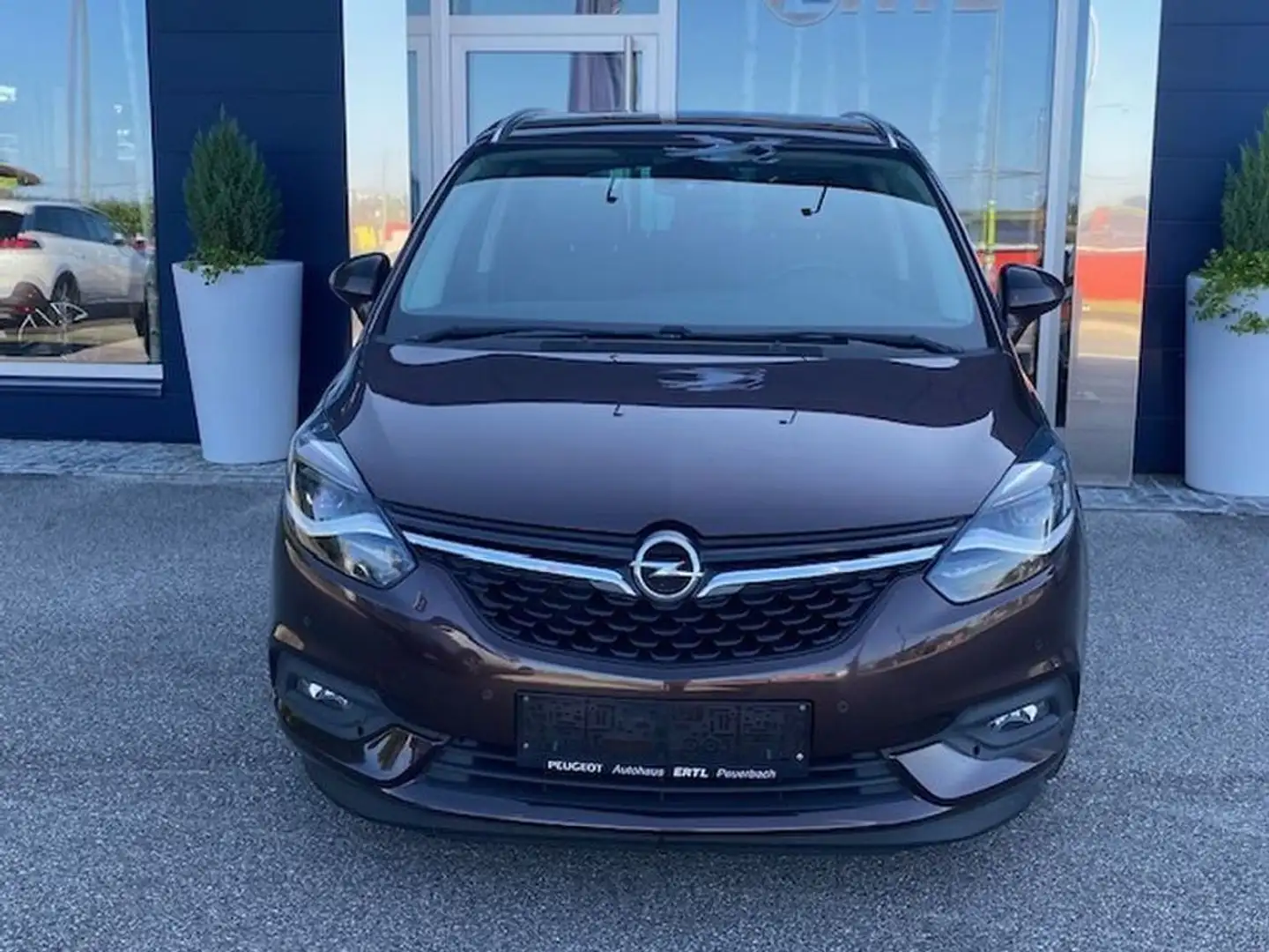 Opel Zafira Tourer 1,6CDTI Navi Rückkamera Sitzheiz Braun - 2