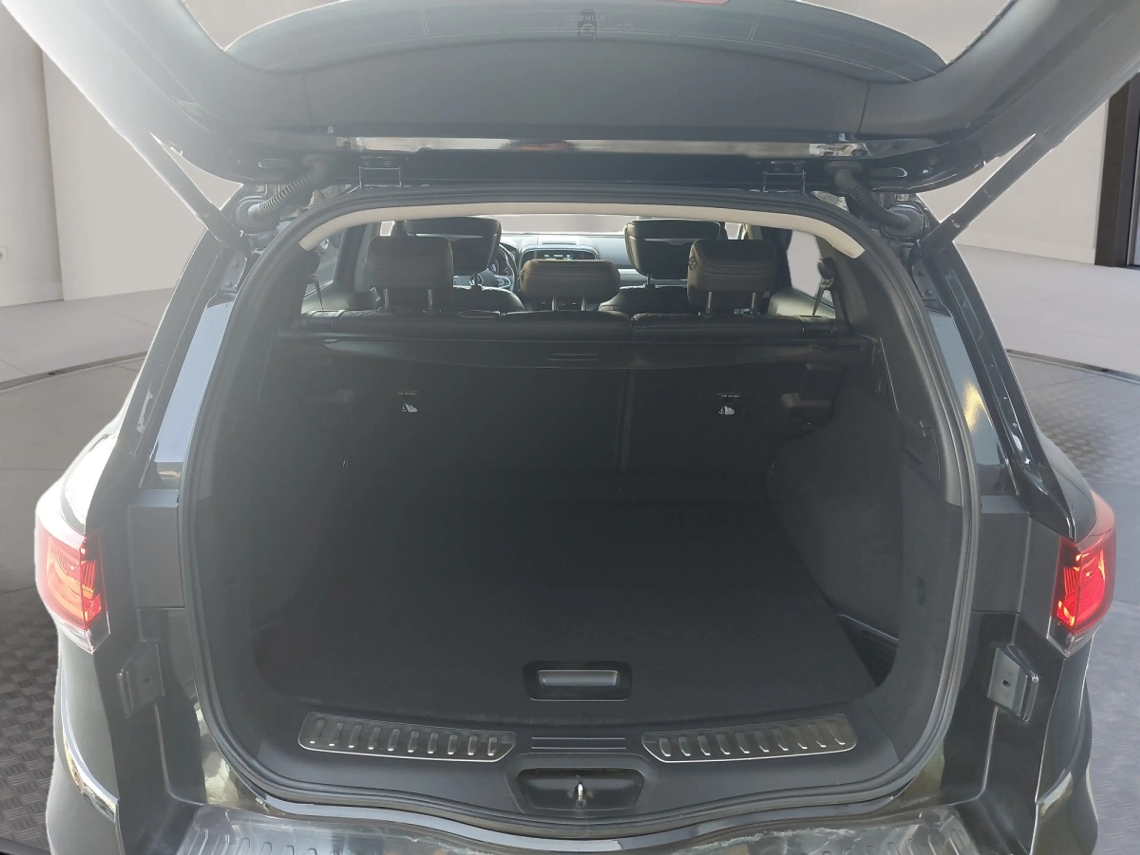 Renault Koleos dCi 185 4WD Initiale X-Tronic Aut. — photo 11