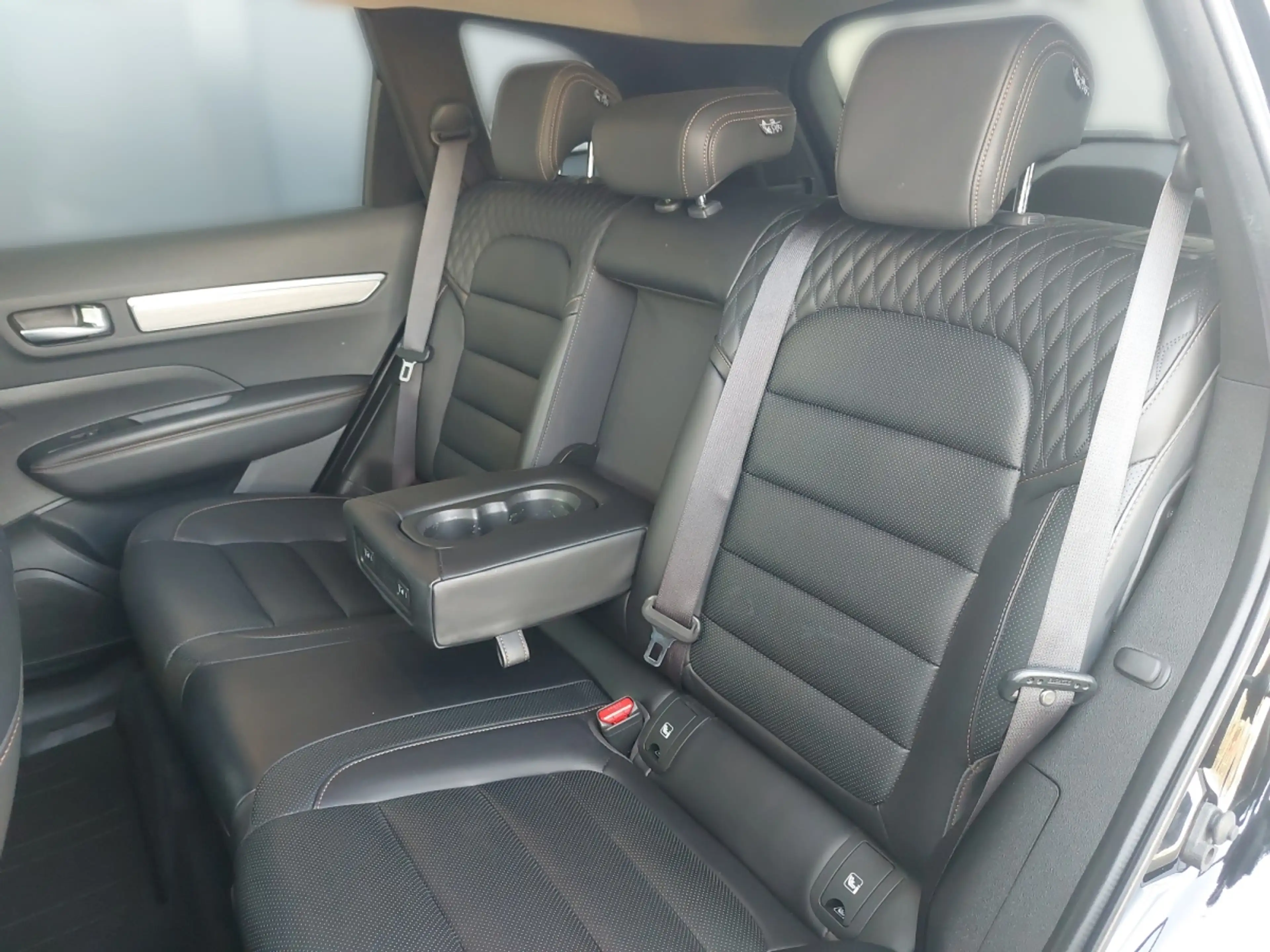 Renault Koleos dCi 185 4WD Initiale X-Tronic Aut. — photo 10