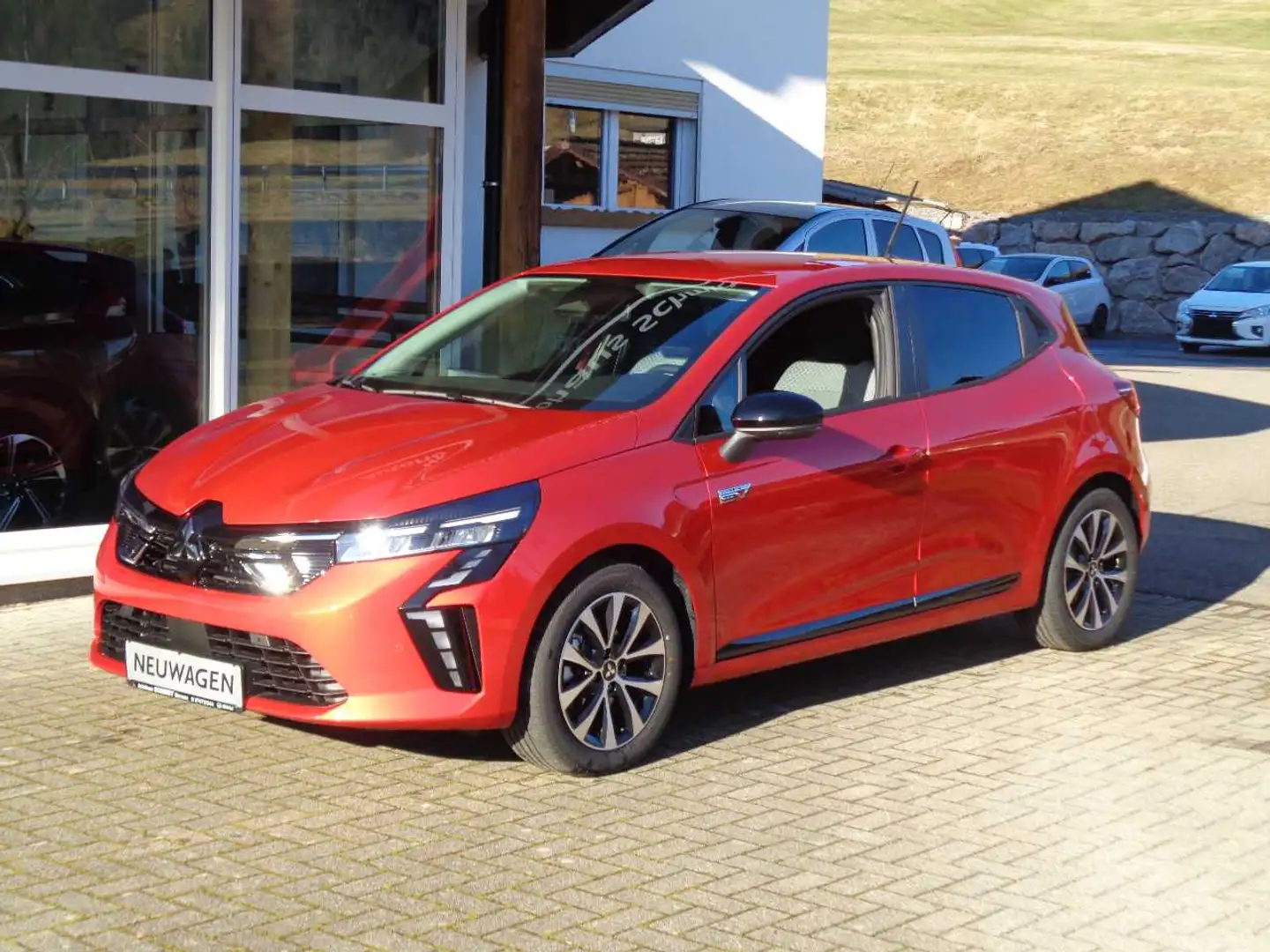 Mitsubishi Colt PLUS 1.6 Hybrid Rouge - 2