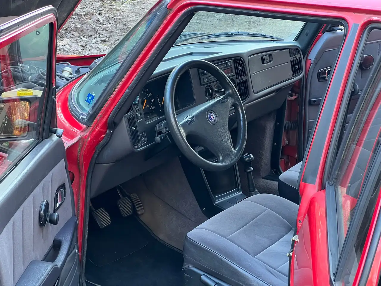Saab 900i 16v 2.0, foto 4