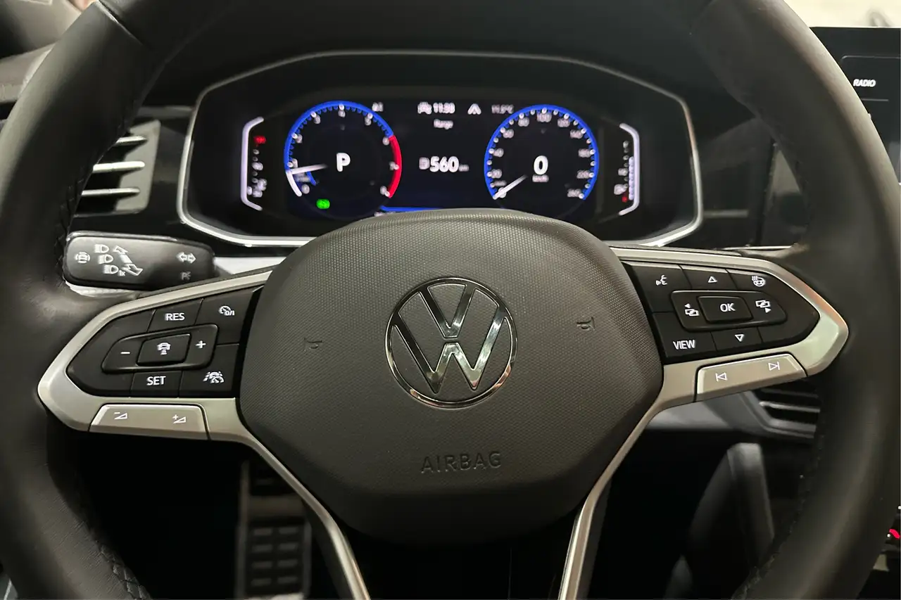 Volkswagen Jetta снимка Volkswagen Jetta