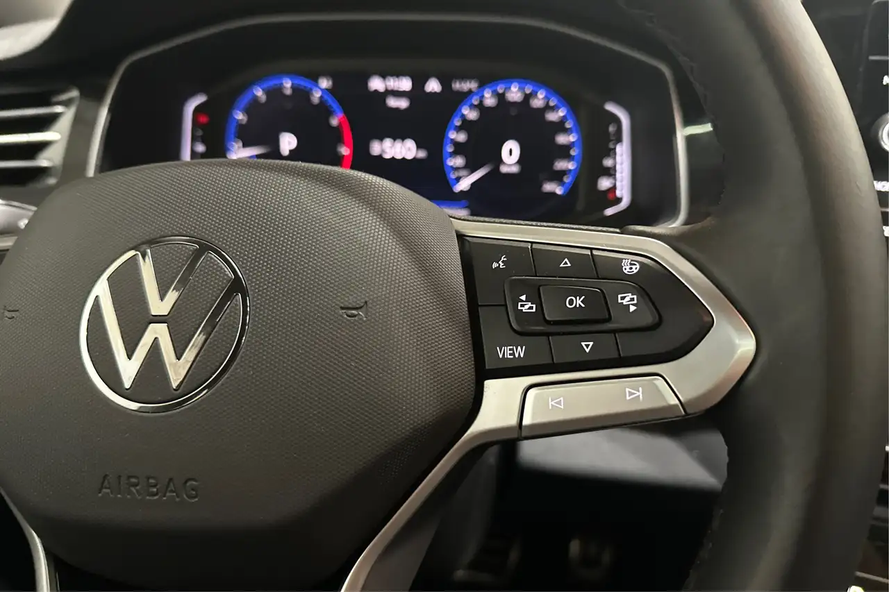 Volkswagen Jetta снимка Volkswagen Jetta